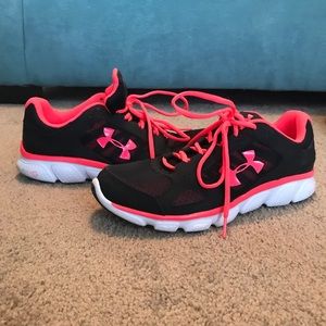 Brand new⭐️Under Armor Womens Shoes
